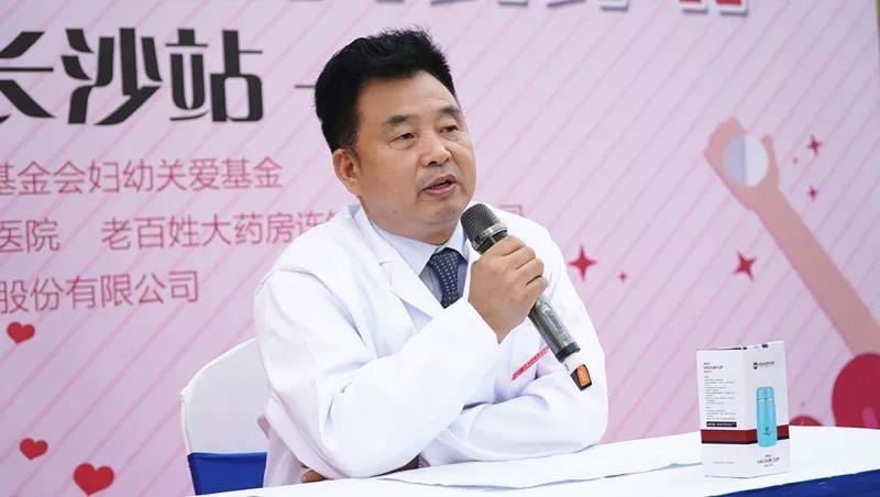 义诊现场,由湖南妇女儿童医院儿内科,儿童康复科,中医儿科,中西医结合